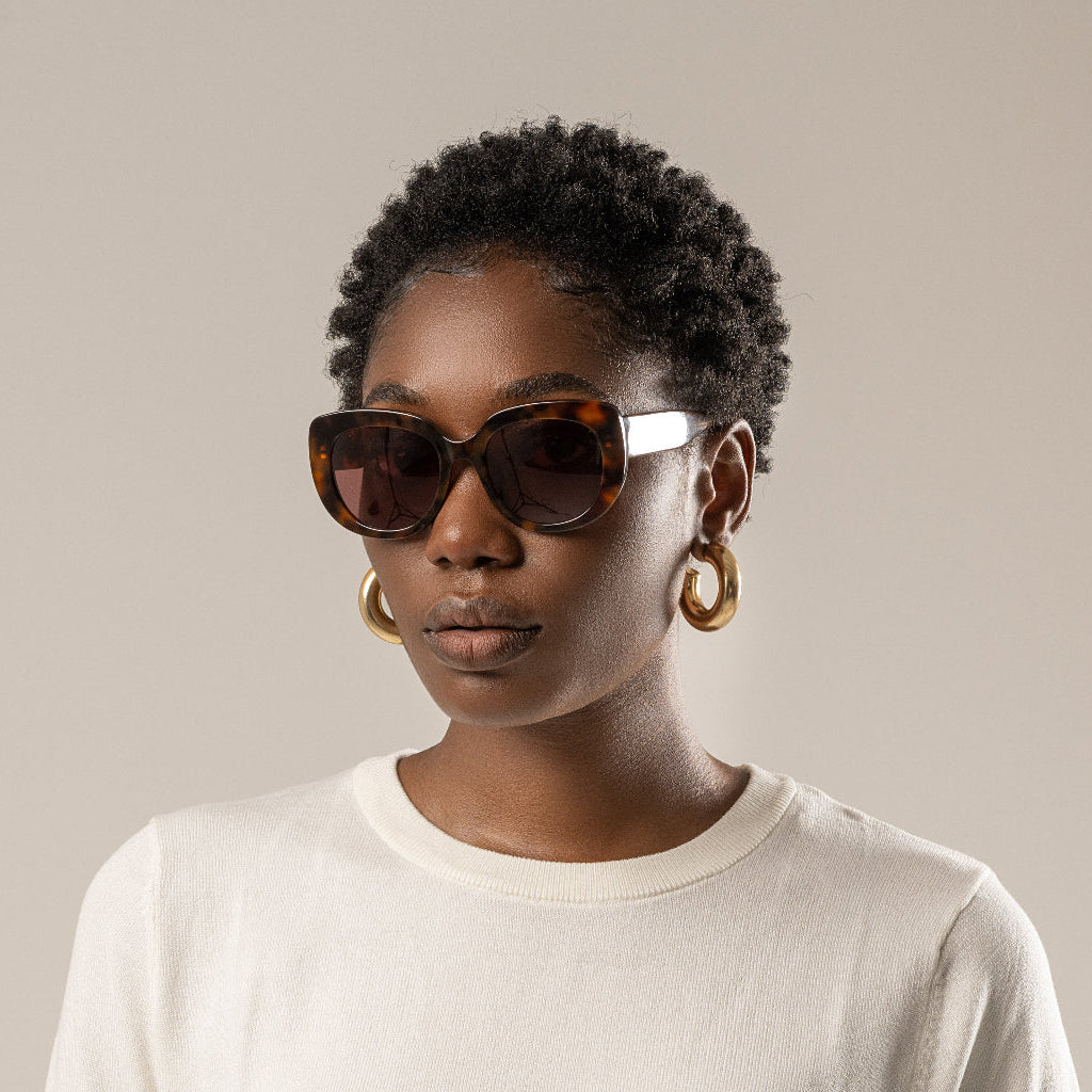 BRENDA- PEARL WHITE